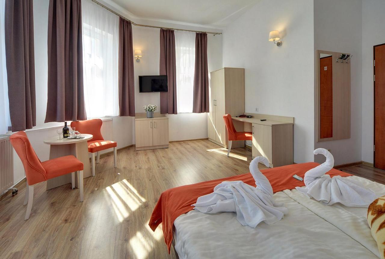 Dobrzynski Resort Topaz Świeradów-Zdrój Eksteriør bilde
